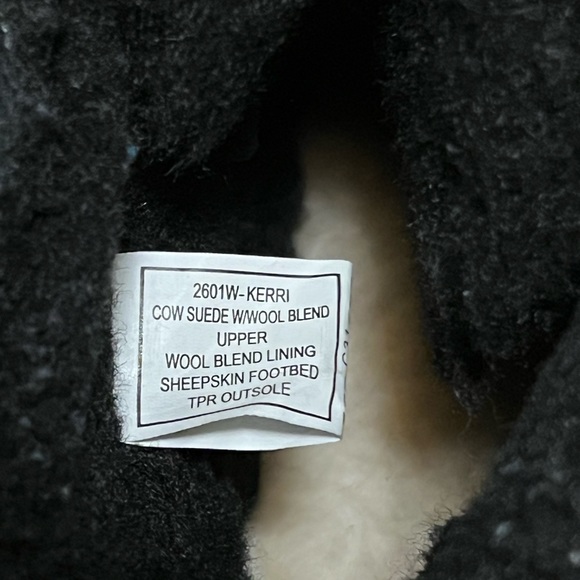 Ladies BearPaw boots - Picture 8 of 10